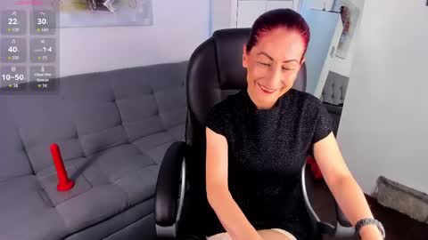 Ivone Adams online show from May 2026 09:01:02 PM