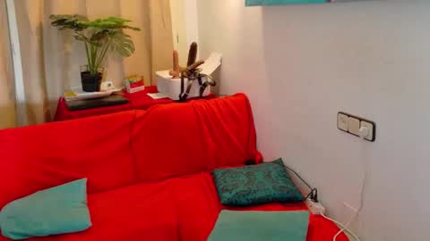Ivonne online show from June 2026 09:37:01 AM