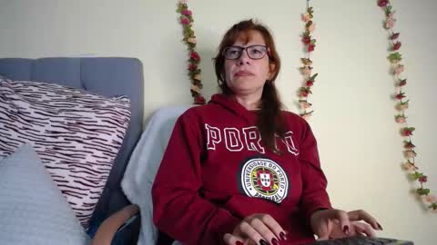 Ivonne online show from May 2026 10:17:01 PM