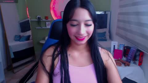 ivvoncute online show from May 2026 01:33:01 AM