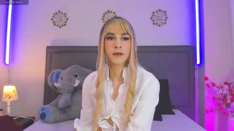 ivi rosse  online show from June 2026 03:34:02 PM