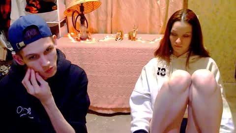 Snapshot of ivy__lester chatting on December 2024 02:42:01 AM Ivy and Lester online show from December 2024 02:42:01 AM