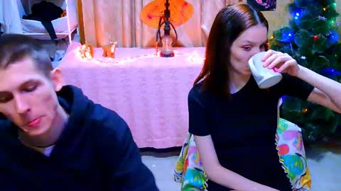 Snapshot of ivy__lester chatting on December 2024 05:09:01 PM Ivy and Lester online show from December 2024 05:09:01 PM