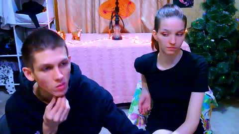 Snapshot of ivy__lester chatting on December 2024 08:16:01 PM Ivy and Lester online show from December 2024 08:16:01 PM