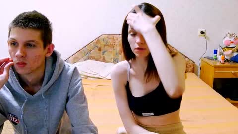 Snapshot of ivy__lester chatting on March 2025 08:18:02 PM Ivy and Lester online show from March 2025 08:18:02 PM