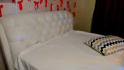 Snapshot of ivy__ross chatting on February 2026 09:13:02 PM Ivy online show from February 2026 09:13:02 PM