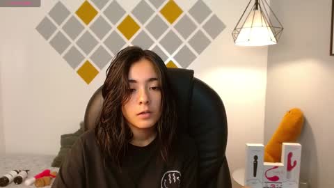  IVY online show from January 2025 04:01:01 AM