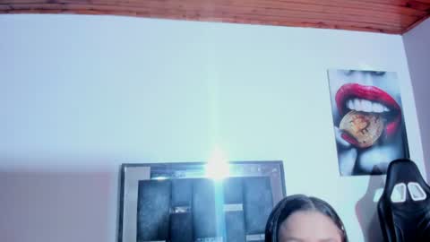 Snapshot of ivy_greys chatting on July 2026 06:37:01 PM IVY online show from July 2026 06:37:01 PM