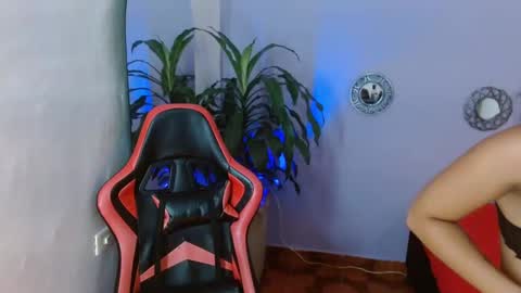 ivy_scorpio online show from October 2025 06:13:02 AM