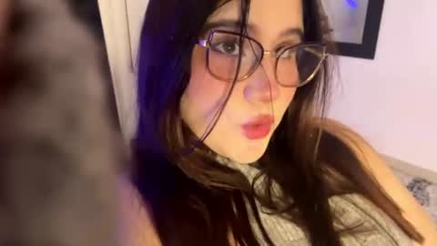 I V Y online show from July 2026 01:52:01 AM