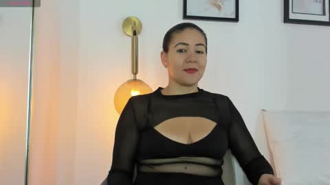 Ivy  online show from November 2025 02:27:02 PM