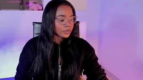 i v y  b l i s s online show from February 2025 12:03:02 PM