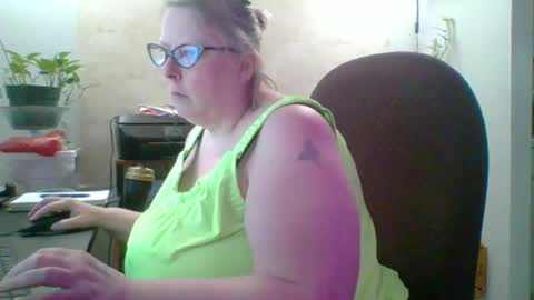 ivyjane3522 online show from May 2026 07:31:01 PM