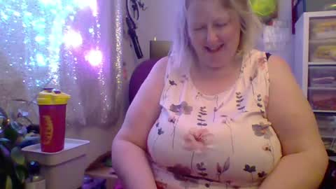 ivyjane3522 online show from July 2026 03:26:01 AM