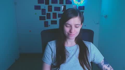 Snapshot of ivynoir_ chatting on April 2026 11:49:02 AM Ivy online show from April 2026 11:49:02 AM