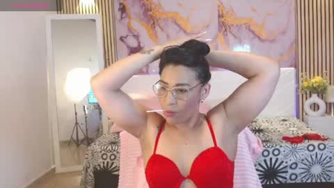 ivyshine7 online show from June 2026 08:04:01 PM