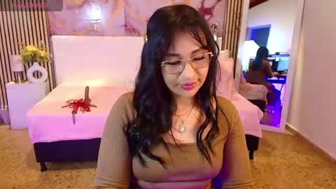 ivyshine7 online show from July 2026 07:10:02 PM