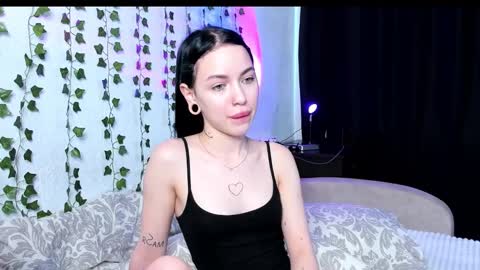 ivyvibe online show from February 2026 07:19:01 AM