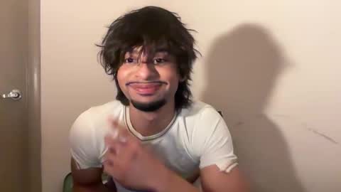 Snapshot of iwannabeagarden chatting on November 2025 04:00:01 AM N online show from November 2025 04:00:01 AM