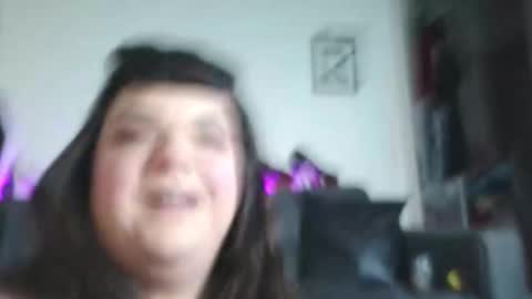 Gwen LaCourt online show from November 2025 12:15:01 PM