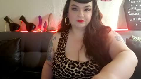 Gwen LaCourt online show from July 2026 12:34:01 PM
