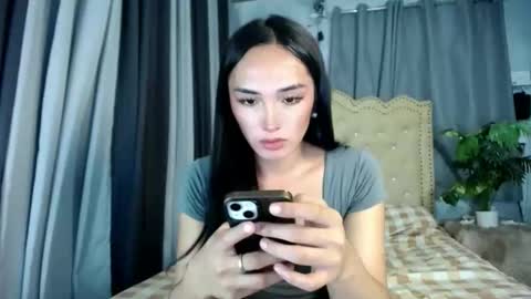 iwillcum4u_ online show from May 2026 02:13:02 PM