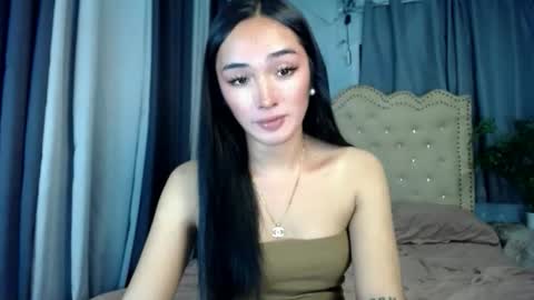 iwillcum4u_ online show from May 2026 12:33:01 PM