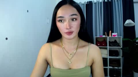 iwillcum4u_ online show from July 2026 06:47:02 AM
