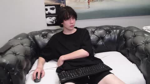 Snapshot of iwillfall_ chatting on December 2024 09:23:02 PM Maxim online show from December 2024 09:23:02 PM