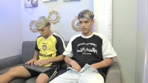 izaack online show from January 2025 01:08:02 PM