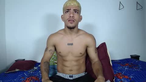 izaack online show from October 2025 02:58:02 PM