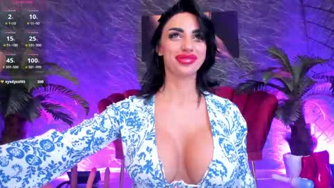 Snapshot of izabelatessa chatting on May 2026 07:30:02 PM izabelatessa online show from May 2026 07:30:02 PM