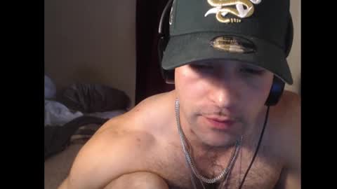 Snapshot of izak144 chatting on February 2025 11:52:01 PM izak144 online show from February 2025 11:52:01 PM