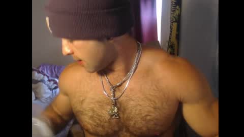 izak144 online show from May 2026 10:18:02 PM