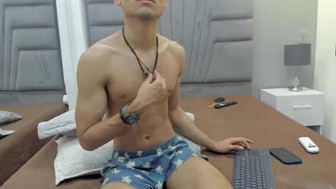 izato online show from February 2025 05:15:01 PM