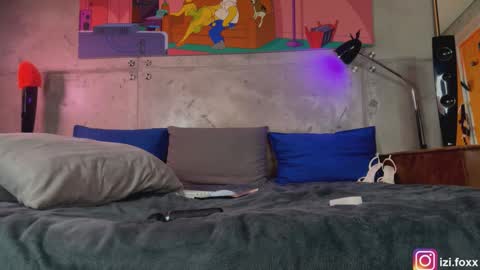 izi online show from December 2025 07:53:02 PM