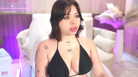 Snapshot of izislust chatting on February 2026 11:37:02 AM izislust online show from February 2026 11:37:02 AM