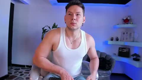 Izui online show from July 2026 12:33:02 PM