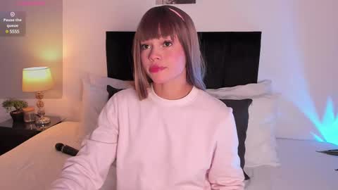 Snapshot of izzy_vega chatting on February 2025 10:32:01 PM Izzy vega online show from February 2025 10:32:01 PM