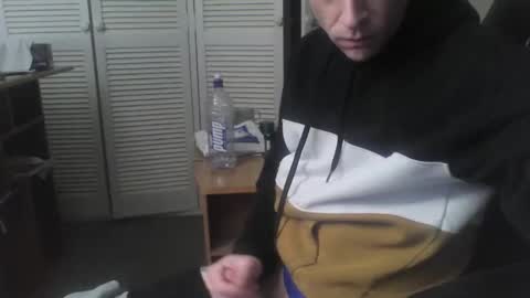 Snapshot of j3rkz chatting on January 2025 03:28:02 PM J3RKZ online show from January 2025 03:28:02 PM