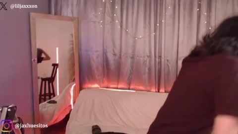 Hey im Jaxxxon check my info     online show from May 2026 12:22:02 PM