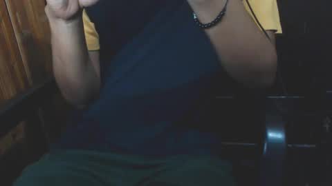 Snapshot of j_castello chatting on December 2024 01:20:02 AM J online show from December 2024 01:20:02 AM