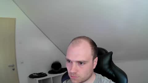 here4y online show from April 2026 07:45:01 AM