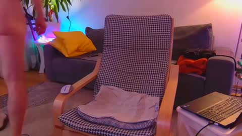 jacek___1 online show from December 2024 07:11:02 PM