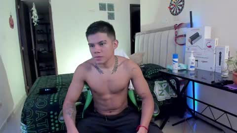 Snapshot of jack_castell chatting on October 2025 11:07:02 AM JACK CASTELL online show from October 2025 11:07:02 AM