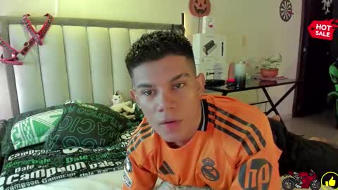 Snapshot of jack_castell chatting on October 2025 02:18:01 PM JACK CASTELL online show from October 2025 02:18:01 PM