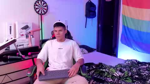 Snapshot of jack_castell chatting on December 2025 11:04:02 AM JACK CASTELL online show from December 2025 11:04:02 AM