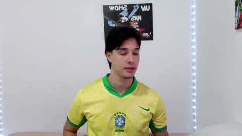 J online show from March 2025 04:32:01 AM