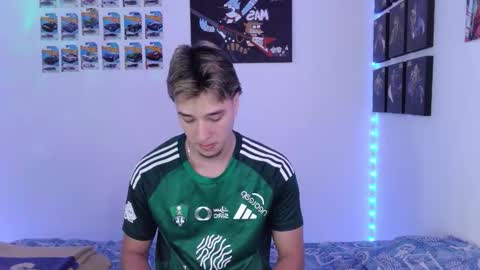 J online show from November 2025 07:47:01 PM