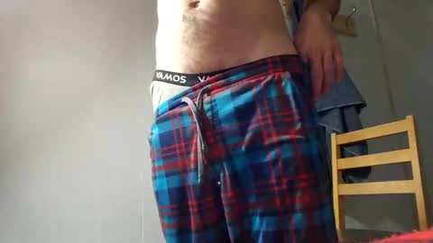 Snapshot of jackboys16 chatting on December 2024 07:27:01 AM Dess online show from December 2024 07:27:01 AM